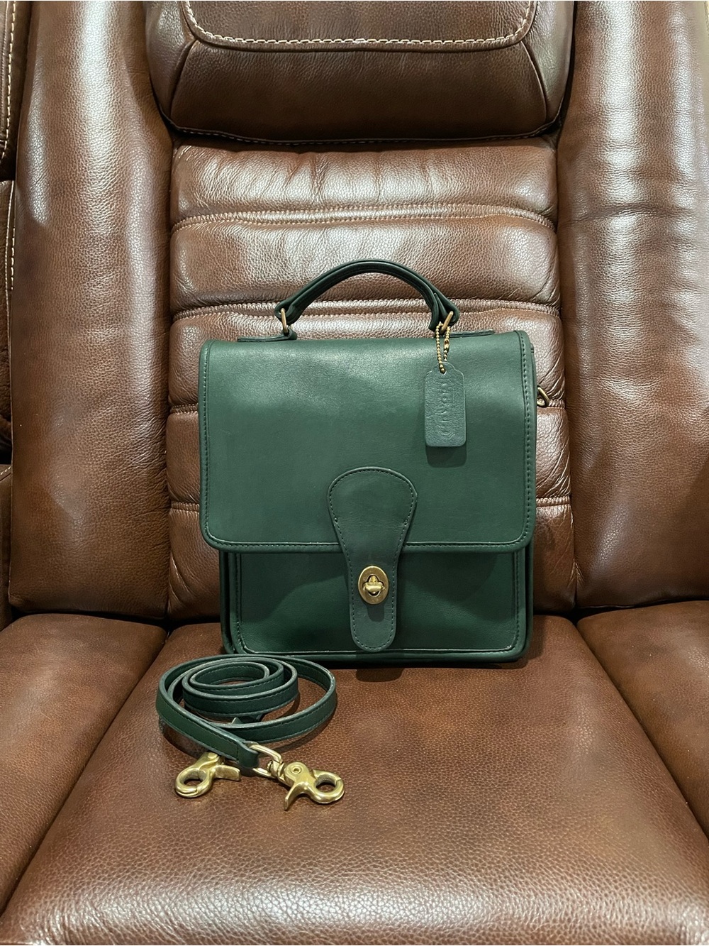 Vintage Coach Station Bag ( Bottle Green)